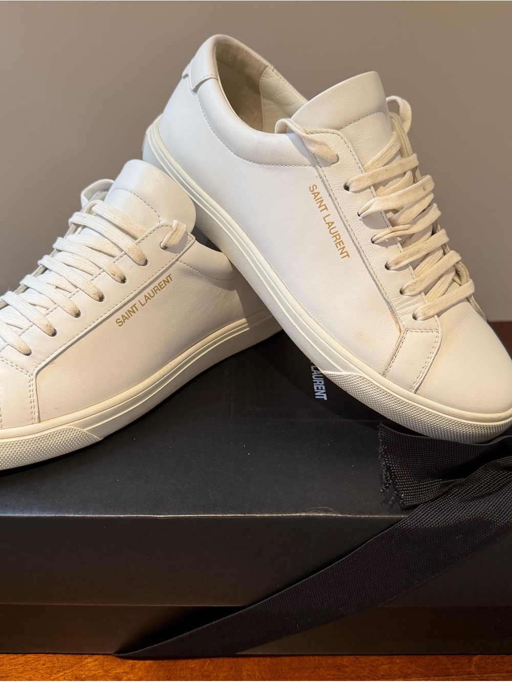 Saint Laurent Men’s Cream Leather Low-Top Sneakers with Gold Logo